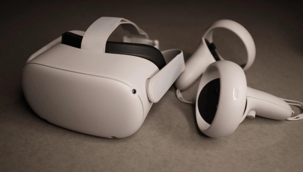 Oculues/Meta Quest 2 VR headset