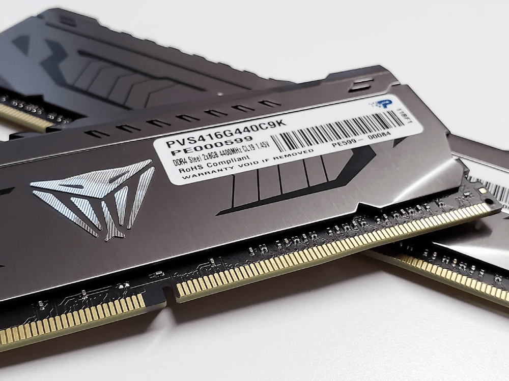 Patriot Viper Steel 16GB RAM DDR4 4400MHz